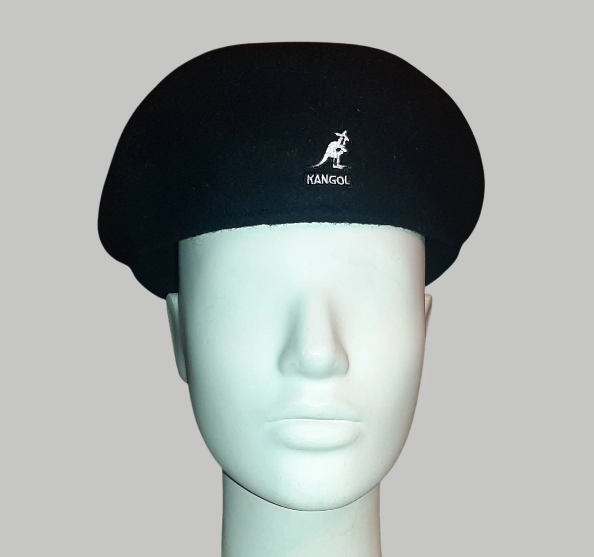 Кепка/берет черная kangol демисезон - миниатюра 3
