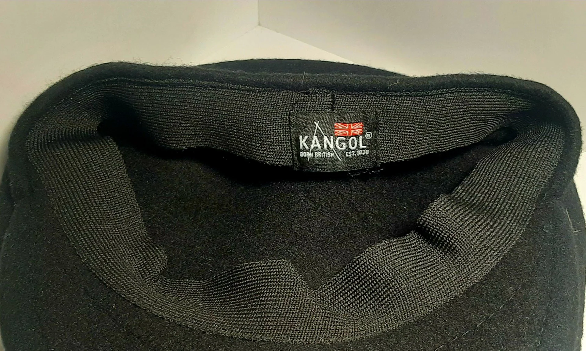 Кепка/берет черная kangol демисезон - миниатюра 9