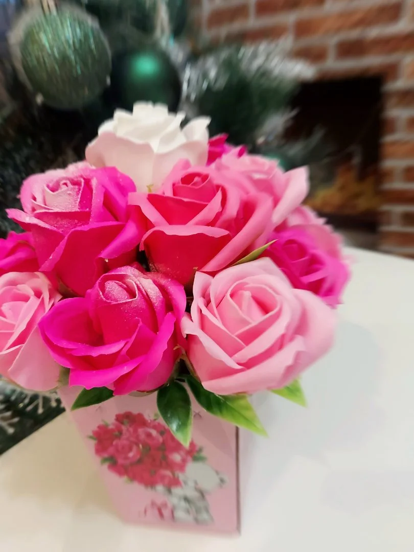 🌸 Создаю уникальные букеты из мыла и сладостей в подарочной коробке! - миниатюра 6