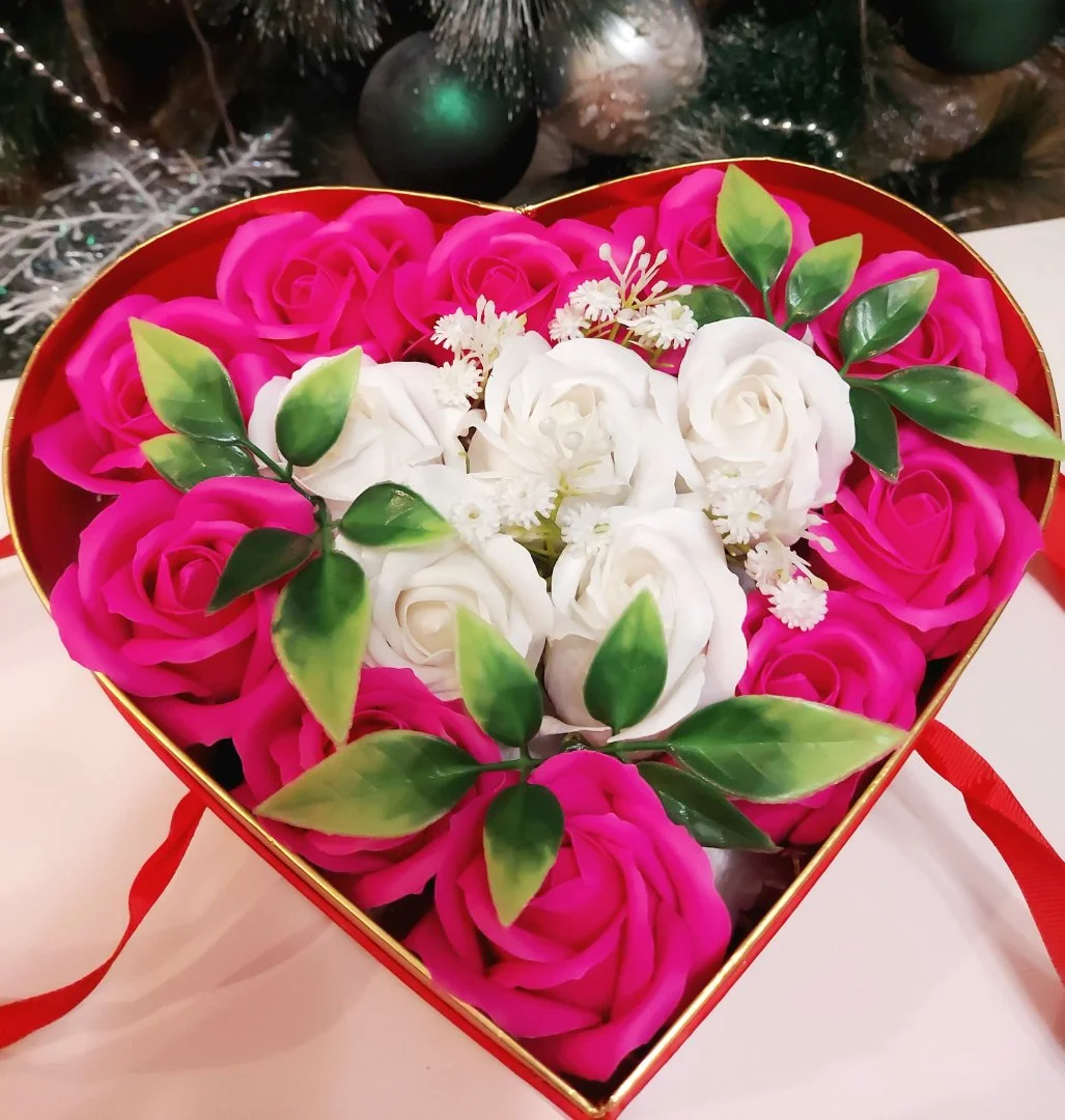 🌸 Создаю уникальные букеты из мыла и сладостей в подарочной коробке! - миниатюра 14