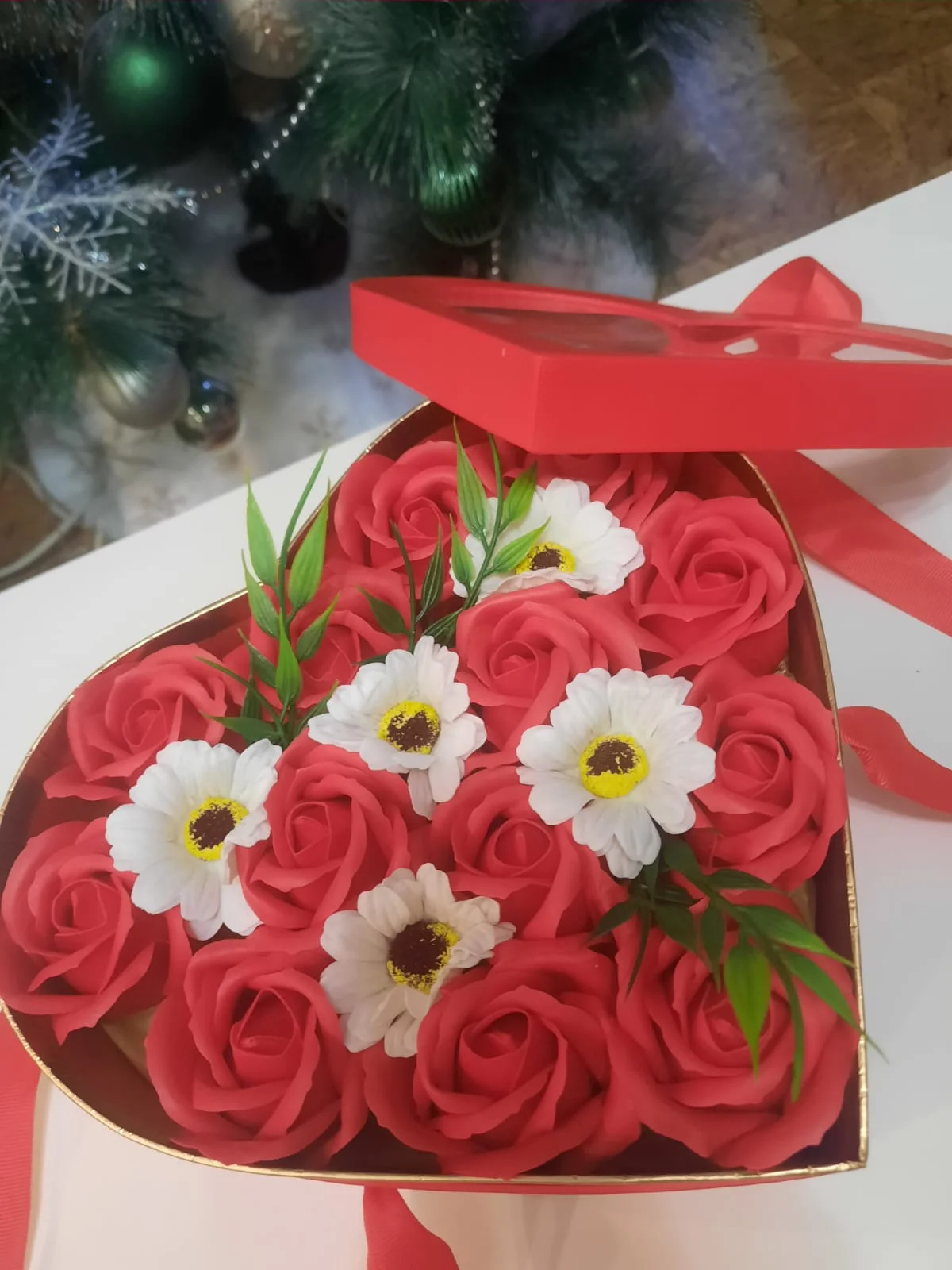 🌸 Создаю уникальные букеты из мыла и сладостей в подарочной коробке! - миниатюра 15