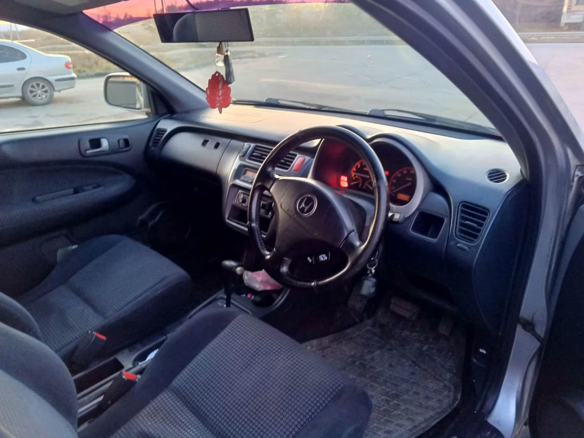 Автомобиль. Honda HRV - миниатюра 9