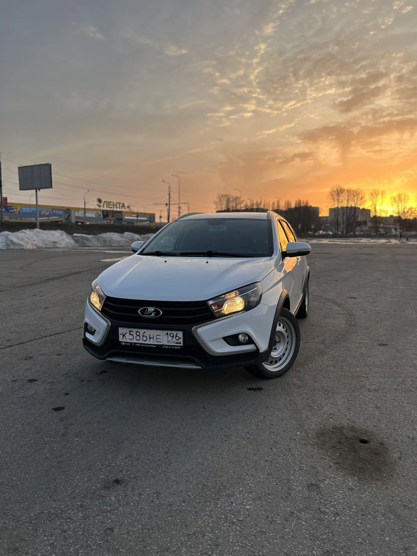 Автомобиль - миниатюра 3