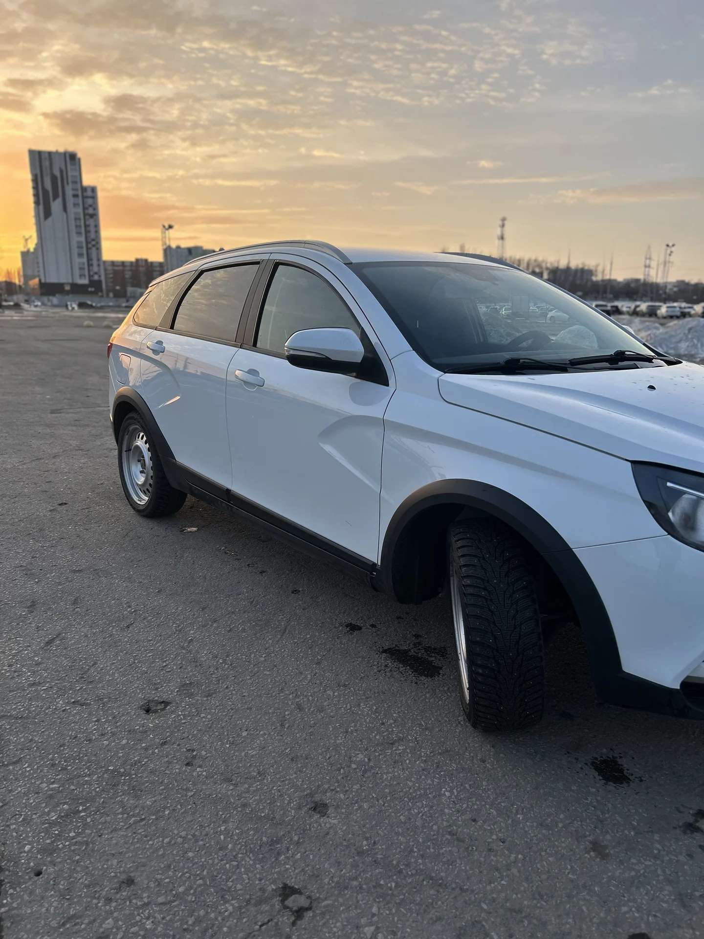 Автомобиль - миниатюра 5