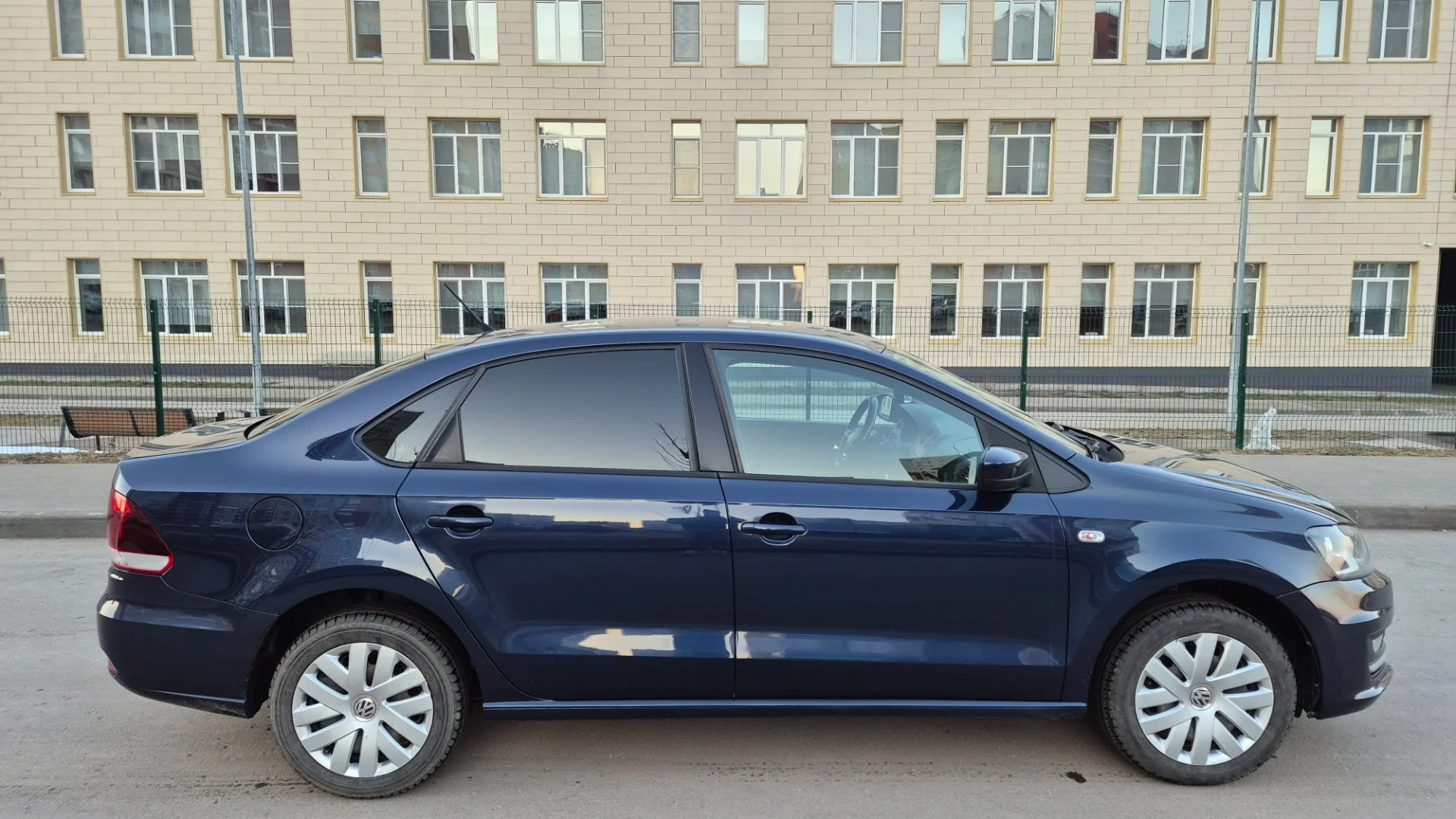 Volkswagen Polo 1.6 AT, 2015, - миниатюра 4