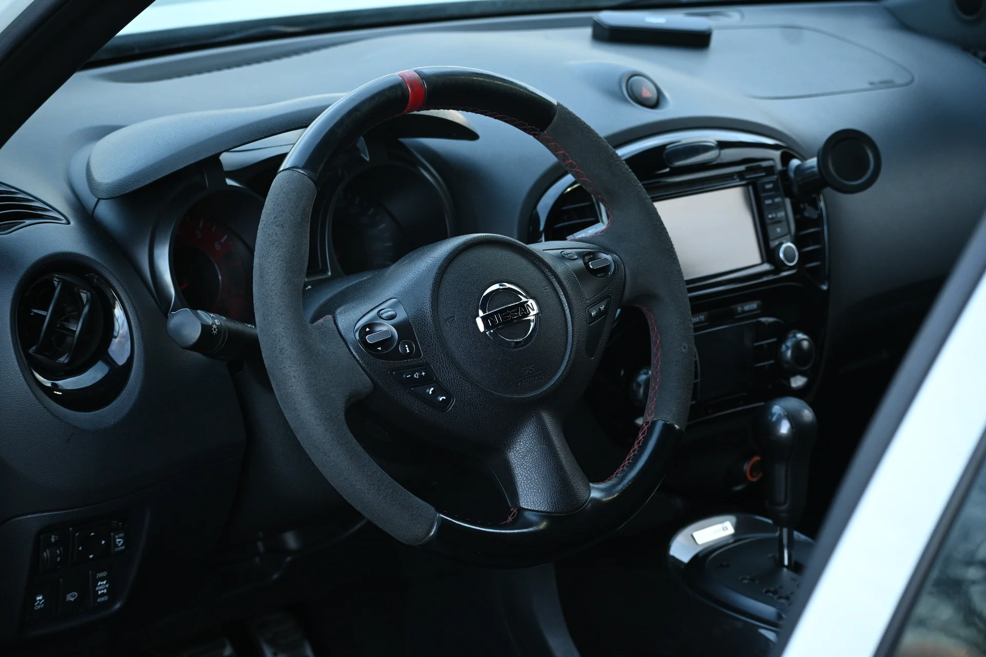 Nissan Juke NISMO 2013 - миниатюра 3