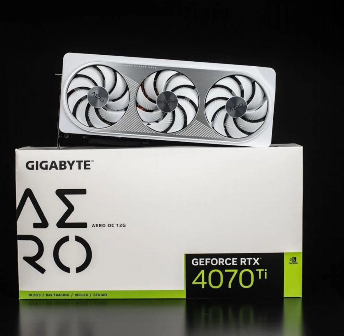 Видеокарта GeForce RTX 4070ti Aero OC 12 гб - изображение 1