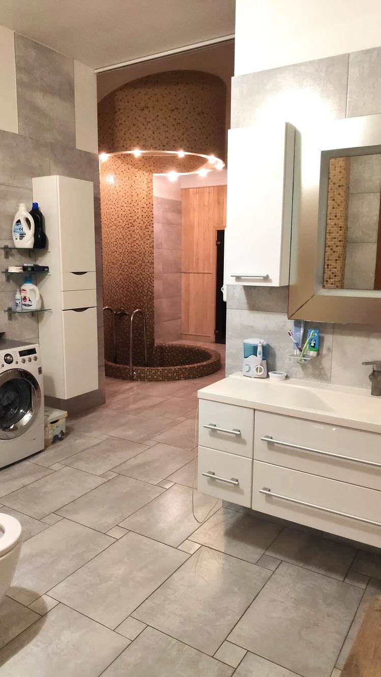 Продам добротный 2-х эт. дом - миниатюра 38