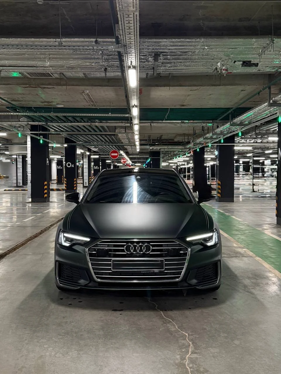 Audi a6 2019 - миниатюра 2