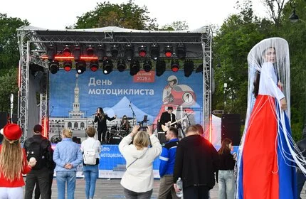 Рок кавер-группа FUNBERRY из Москвы — живой рок на корпоратив, свадьбу, праздник - миниатюра 2