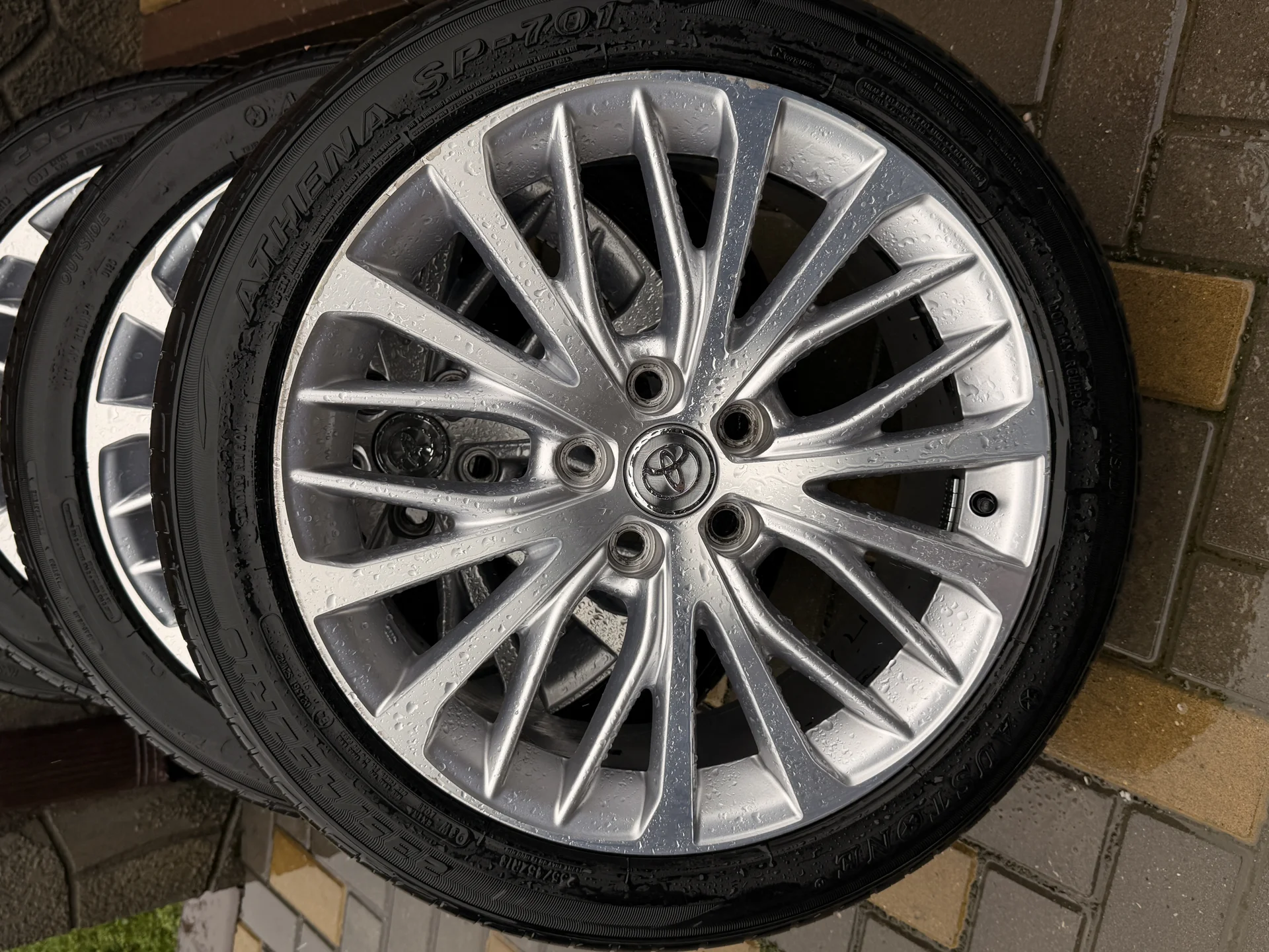 Колеса R18 на Toyota Camry v70 Оригинал - миниатюра 6