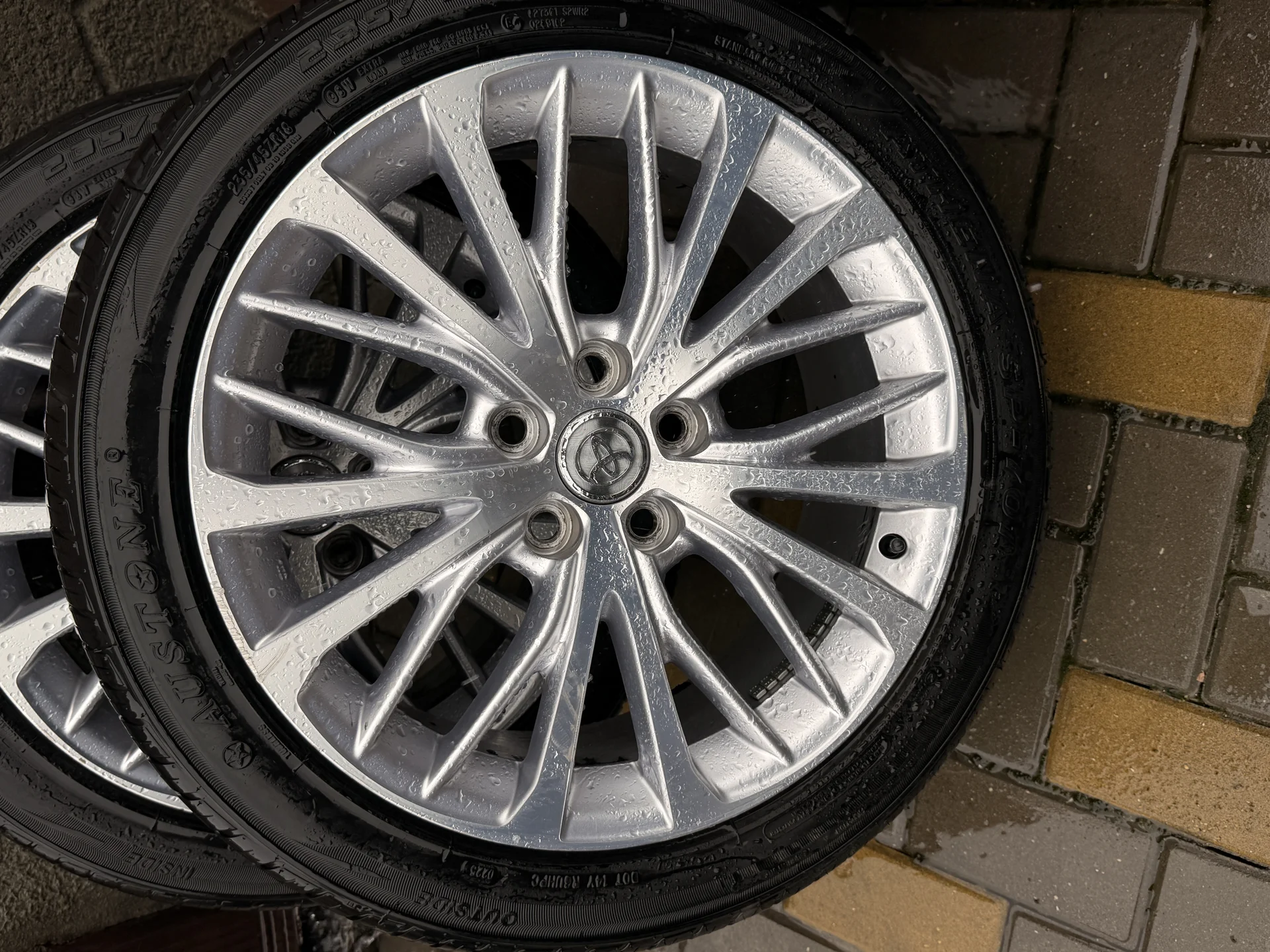 Колеса R18 на Toyota Camry v70 Оригинал - миниатюра 8