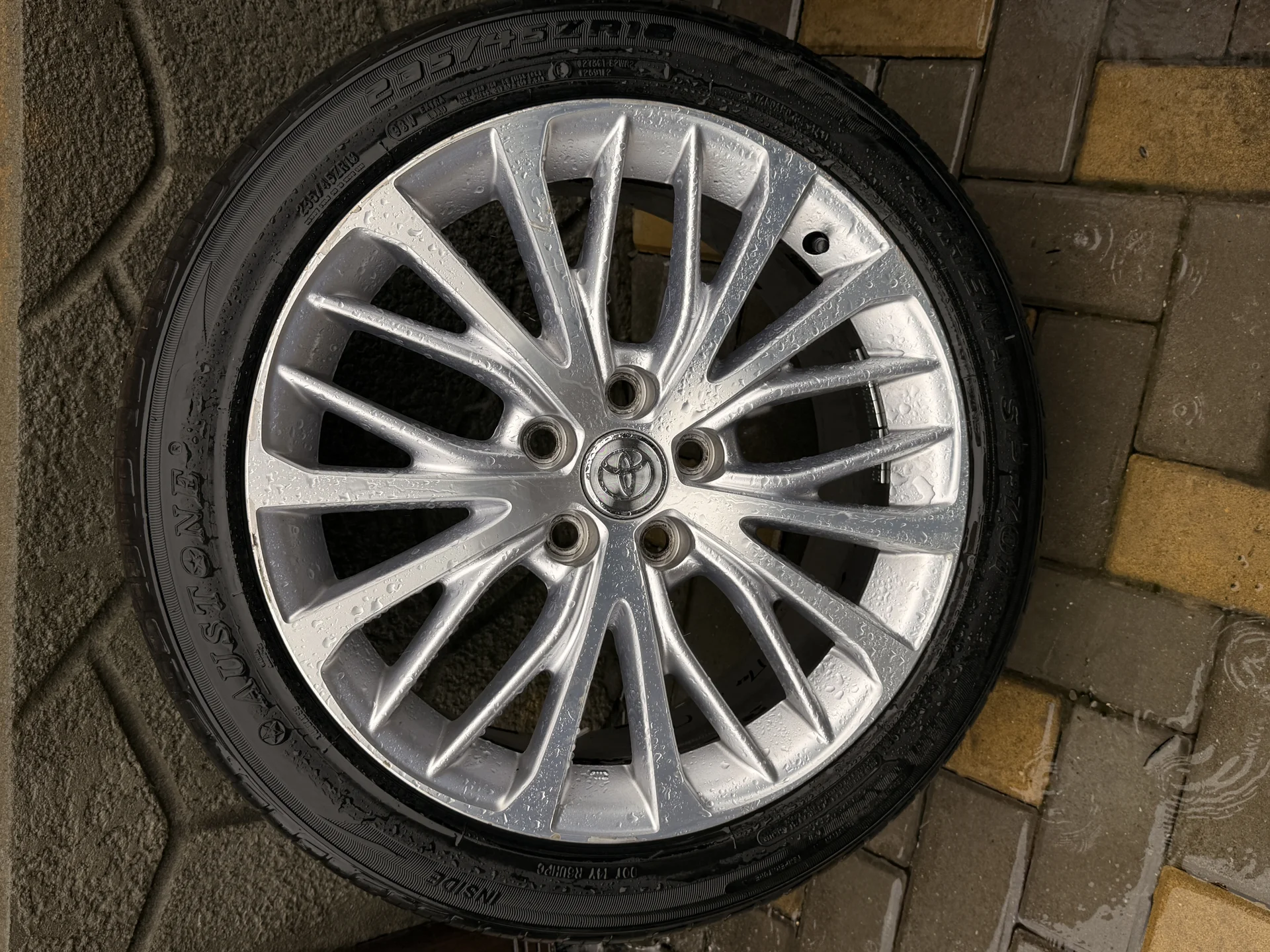 Колеса R18 на Toyota Camry v70 Оригинал - миниатюра 9