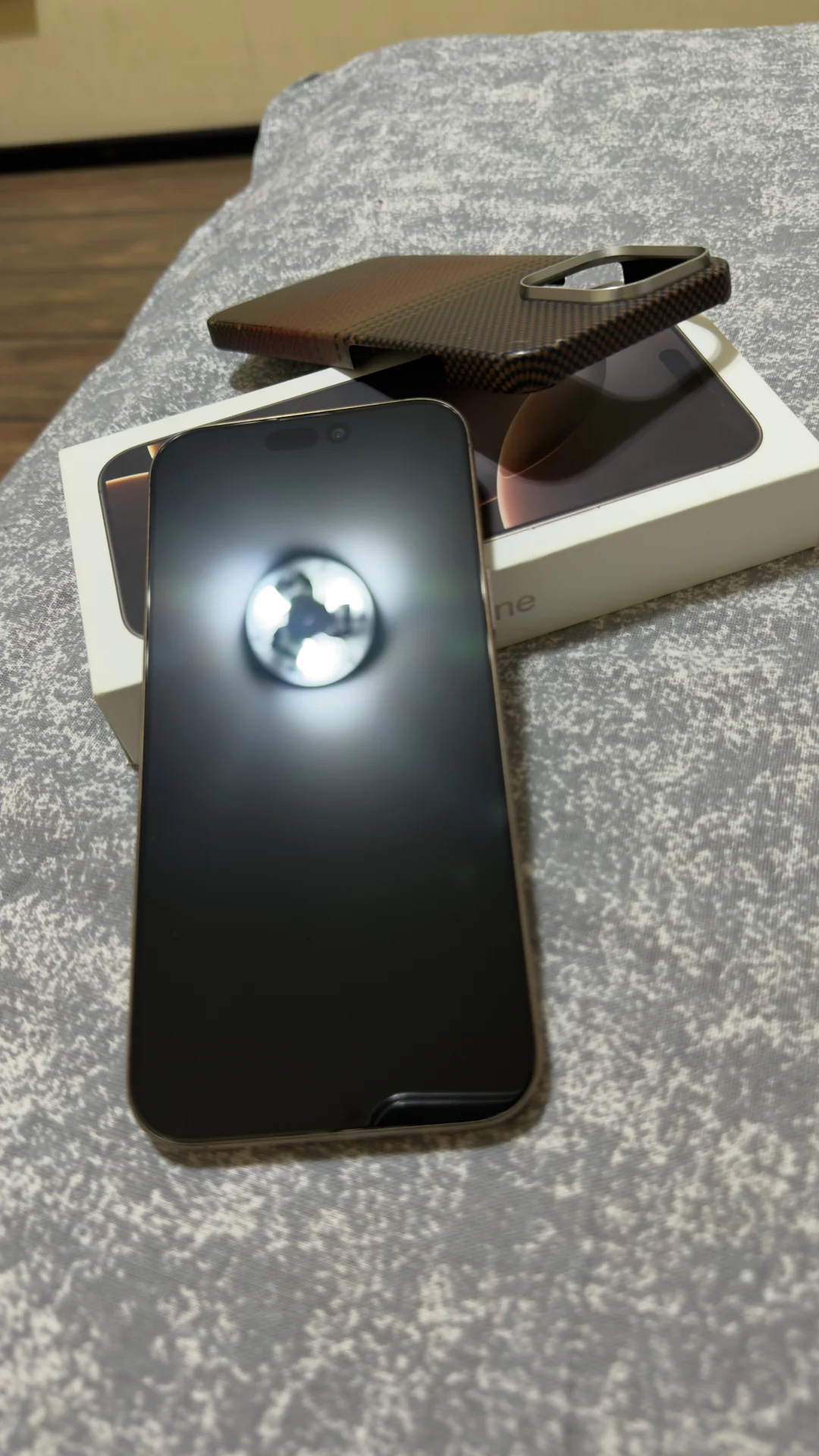 iPhone 16 pro max 256 - миниатюра 3