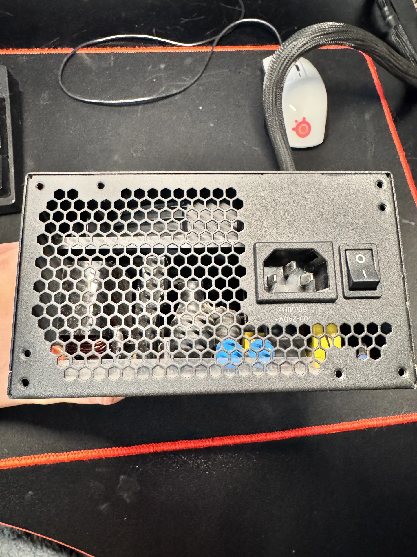Блок питания EVGA 750 GQ - миниатюра 3