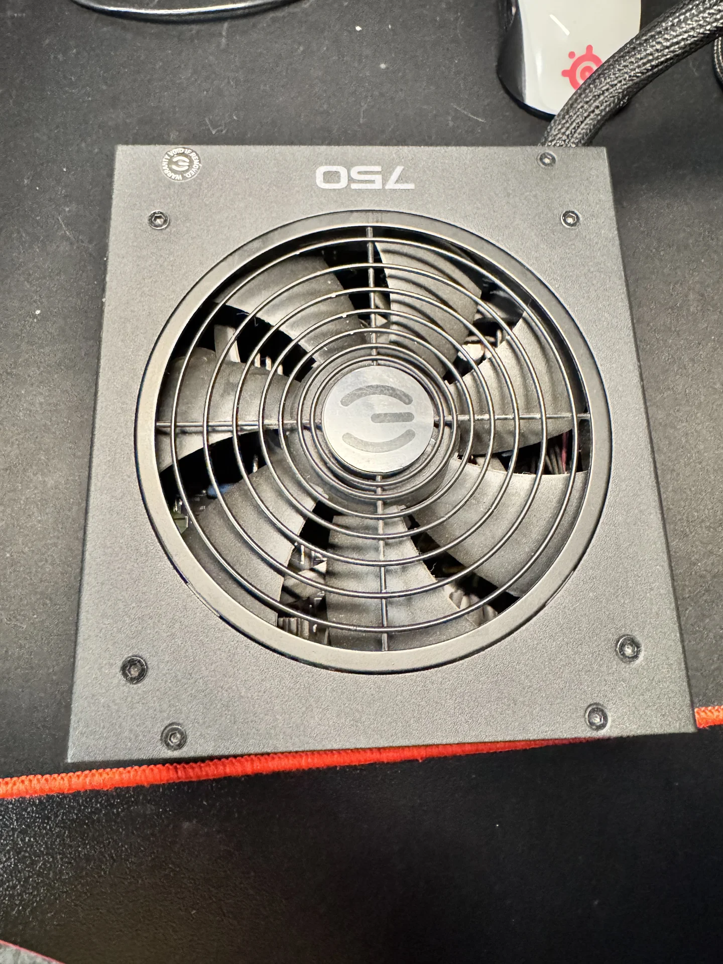 Блок питания EVGA 750 GQ - миниатюра 4