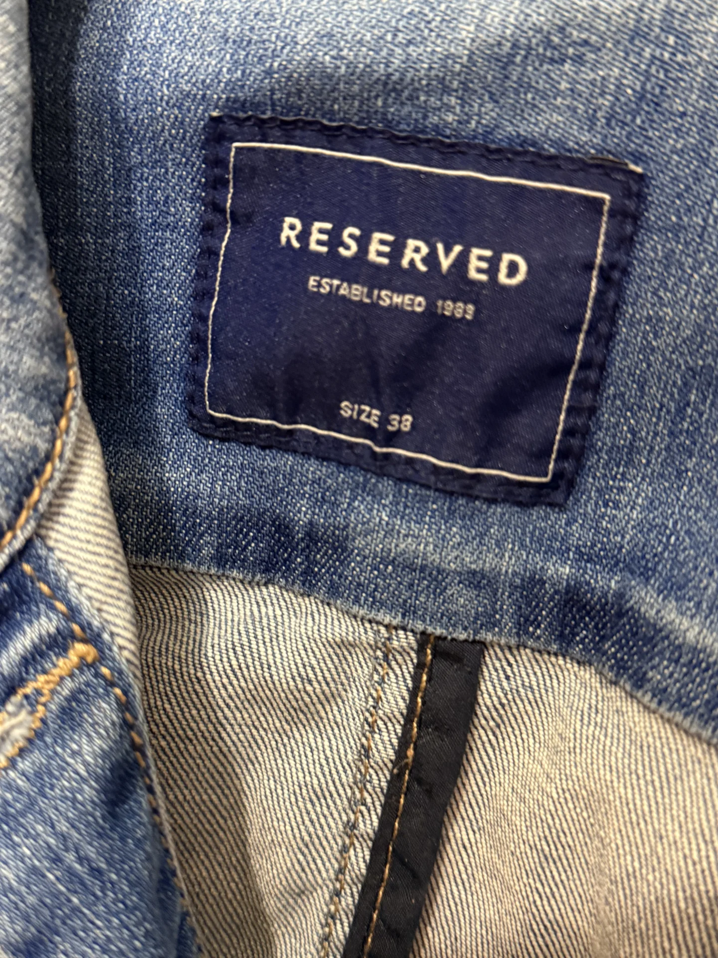 Джинсовка Reserved 38 размер - миниатюра 2
