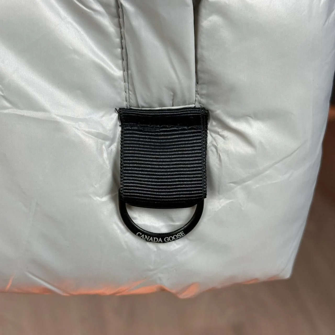 Жилетка Canada Goose
оригинальная - миниатюра 6