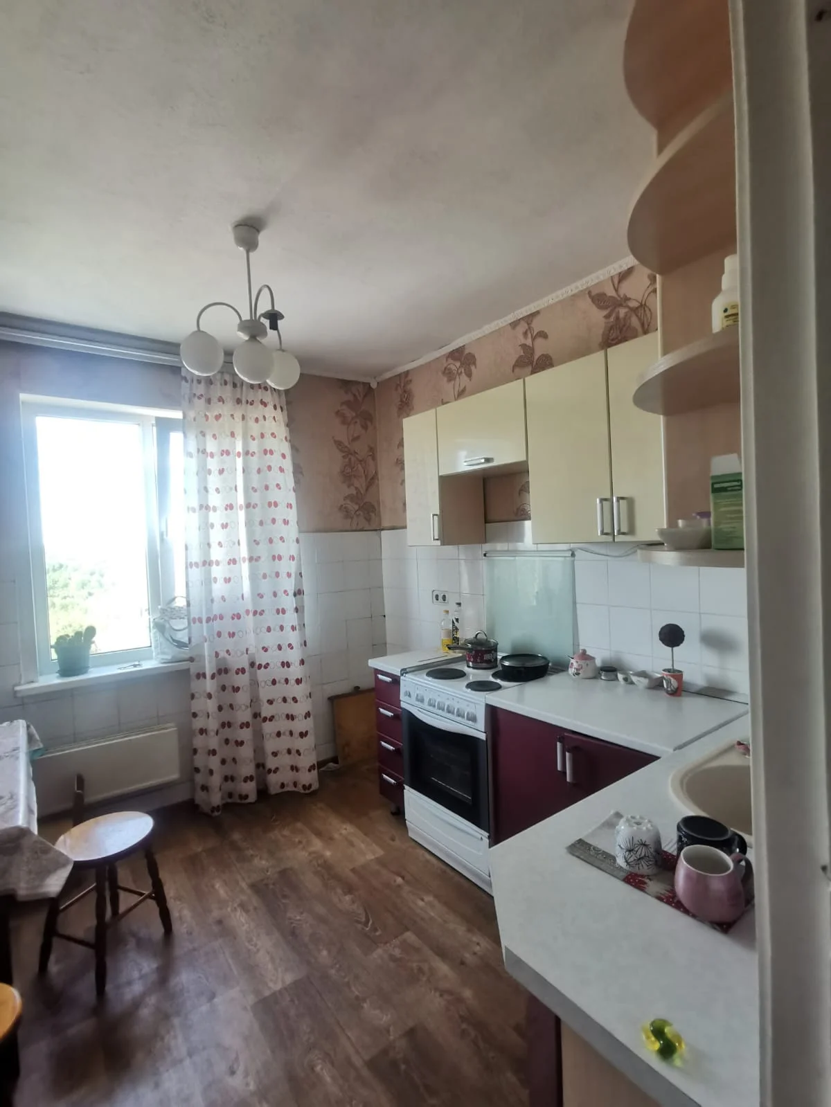 Продам трехкомнатную квартиру - миниатюра 8