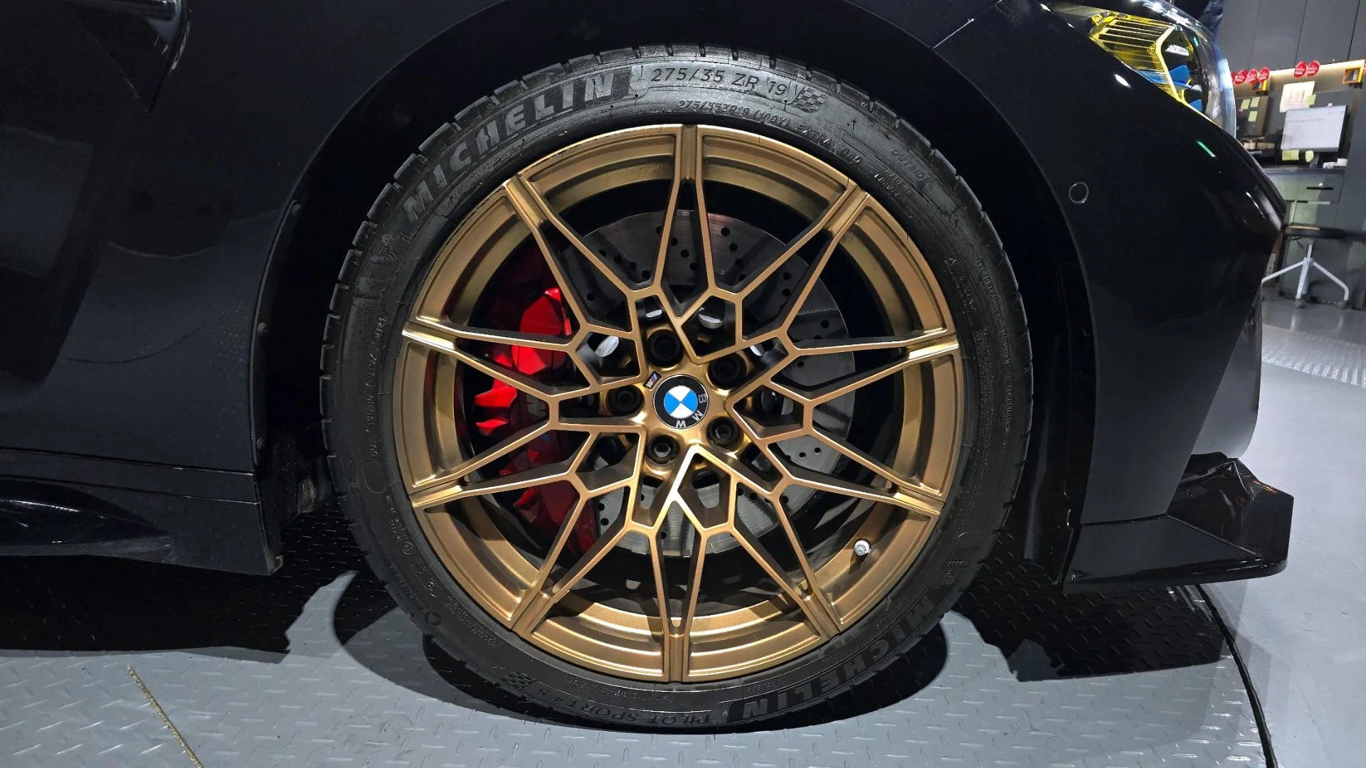 BMW M4 (G82) 2023 3L AMT 4WD - миниатюра 5