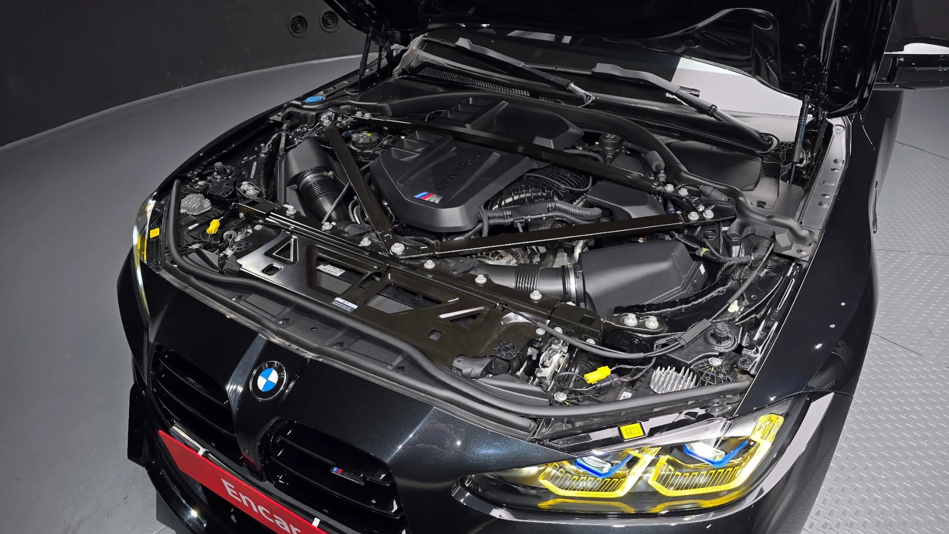 BMW M4 (G82) 2023 3L AMT 4WD - миниатюра 6