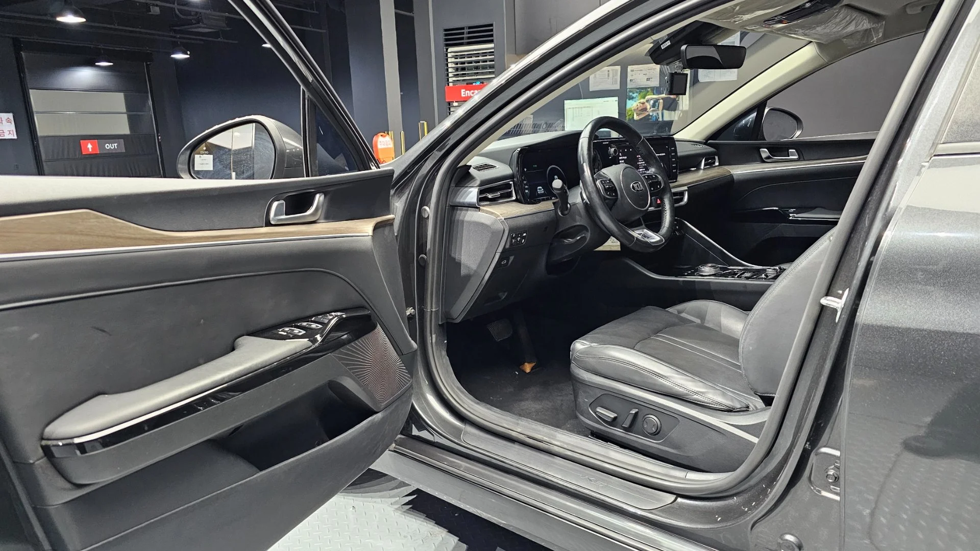 Kia K5 2.0 CVVL AT 2WD Noblesse - миниатюра 11