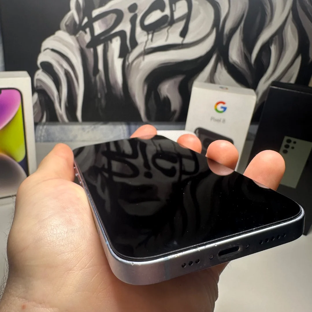 iPhone 14 - миниатюра 3