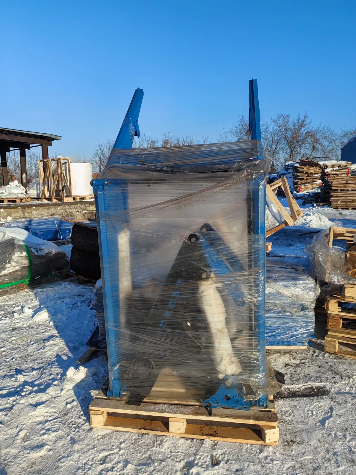 Погрузчик ПКУ-0,8 (КУН) - миниатюра 17