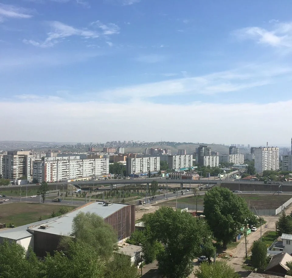 Евро-трёшка 77 м² с шикарной планировкой и панорамным видом на город - миниатюра 4