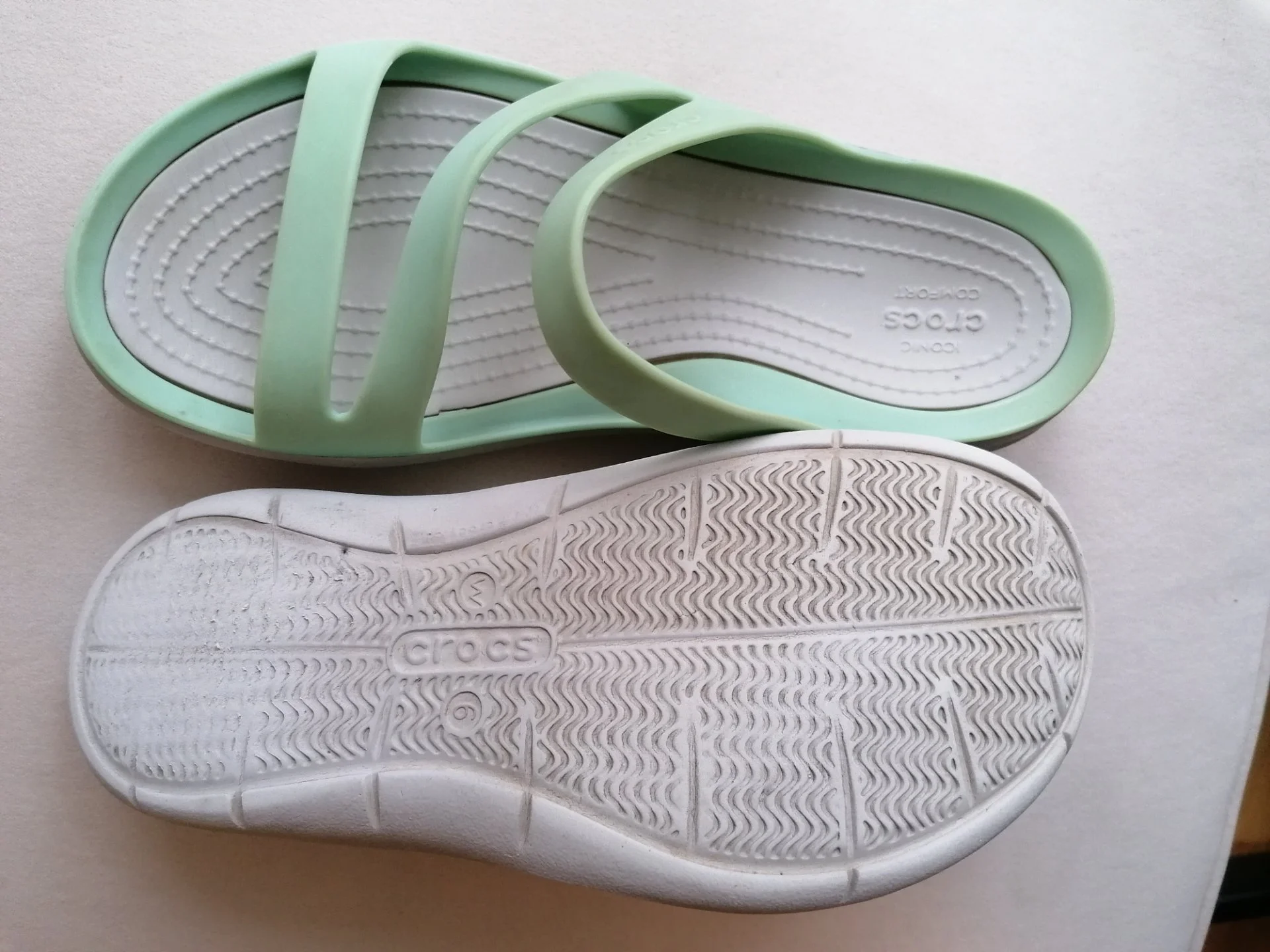 Шлепанцы Crocs W6 - миниатюра 3