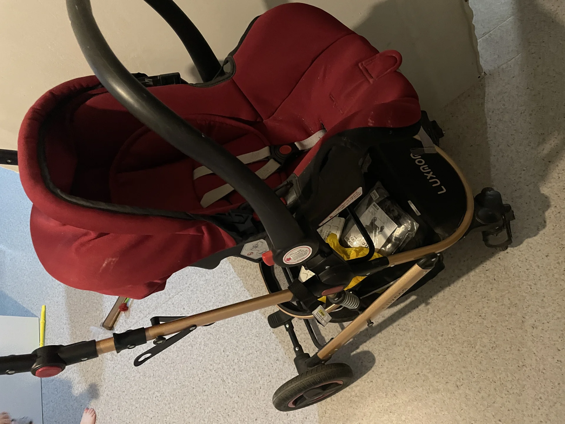 Коляска 2 в 1 luxmom + автолюлька - изображение 1