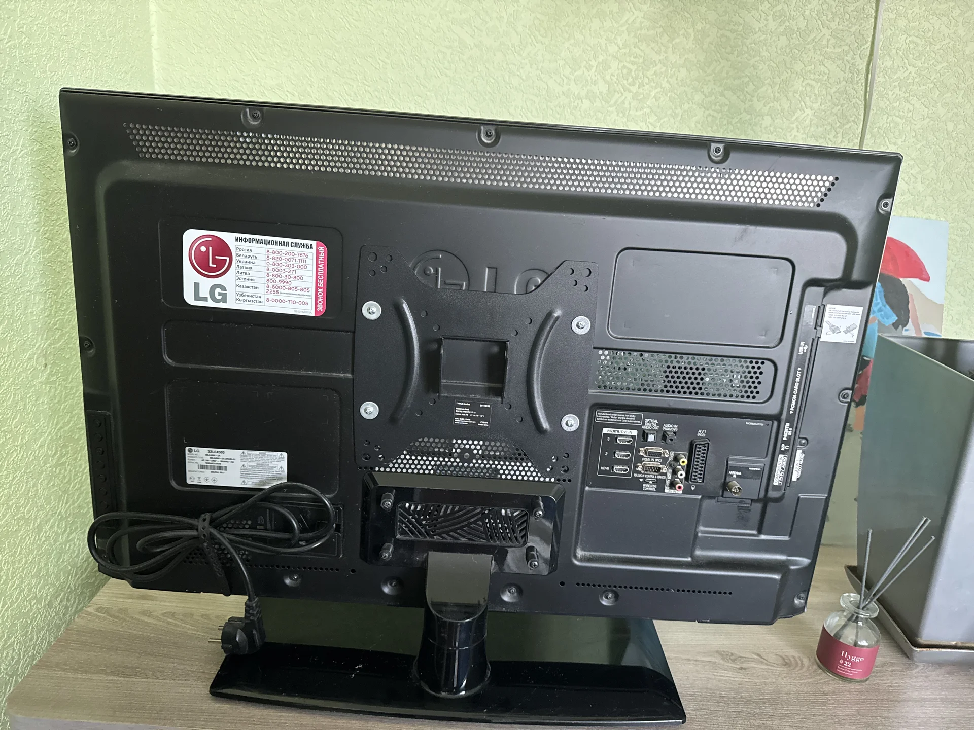 Телевизор LG 32le4500 подставка - миниатюра 2