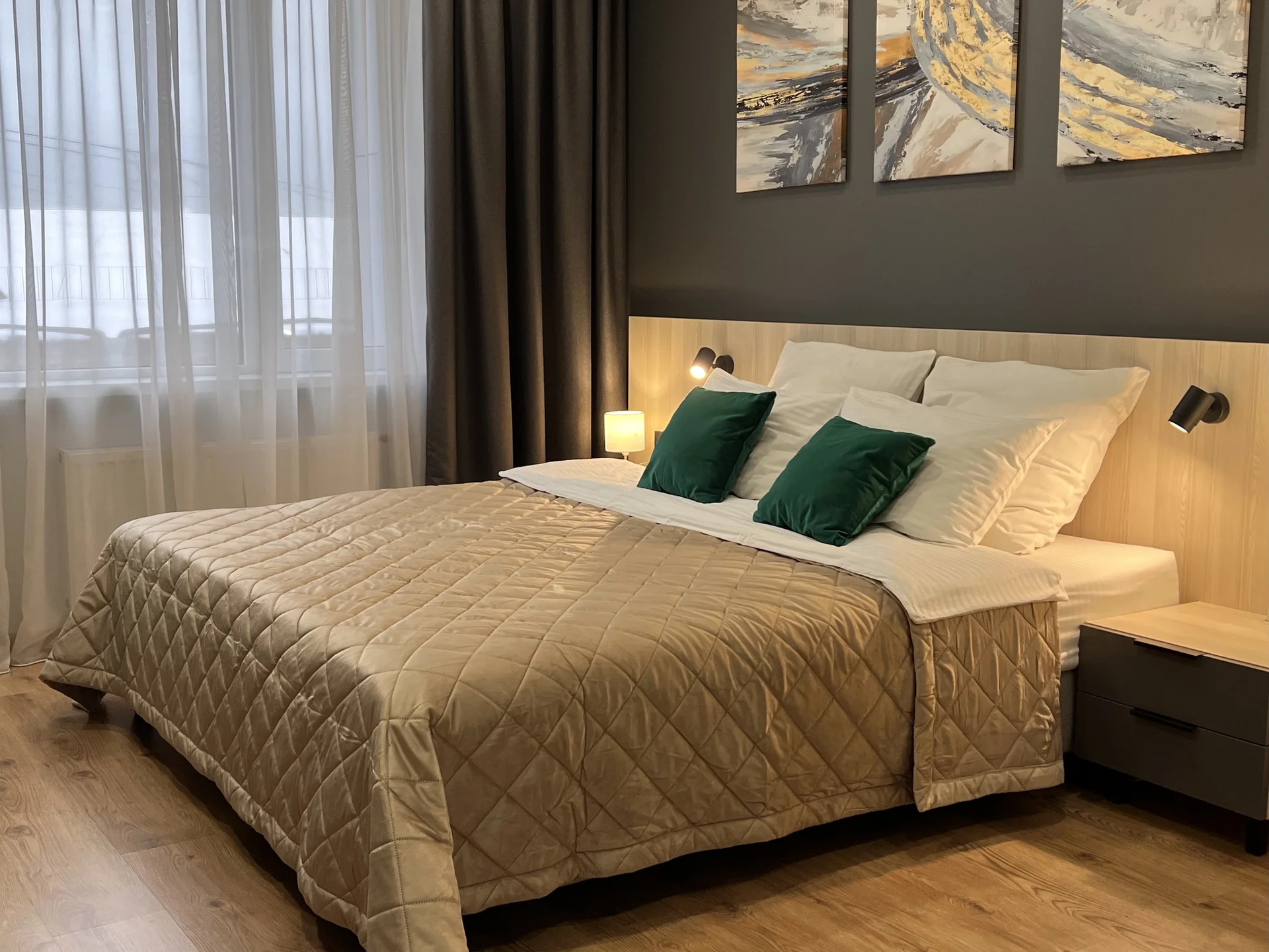 Квартира- студия 30м.кв 7/9 этаж - миниатюра 2