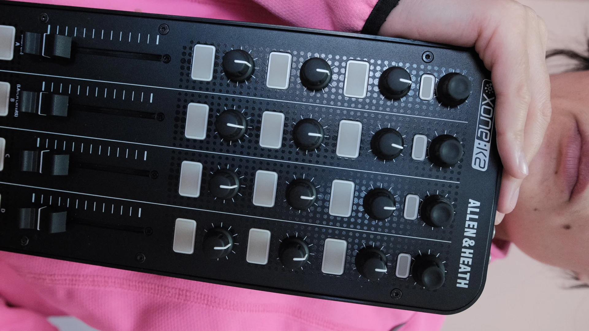 DJ контроллер Allen & Heath Xone:K2 - миниатюра 4