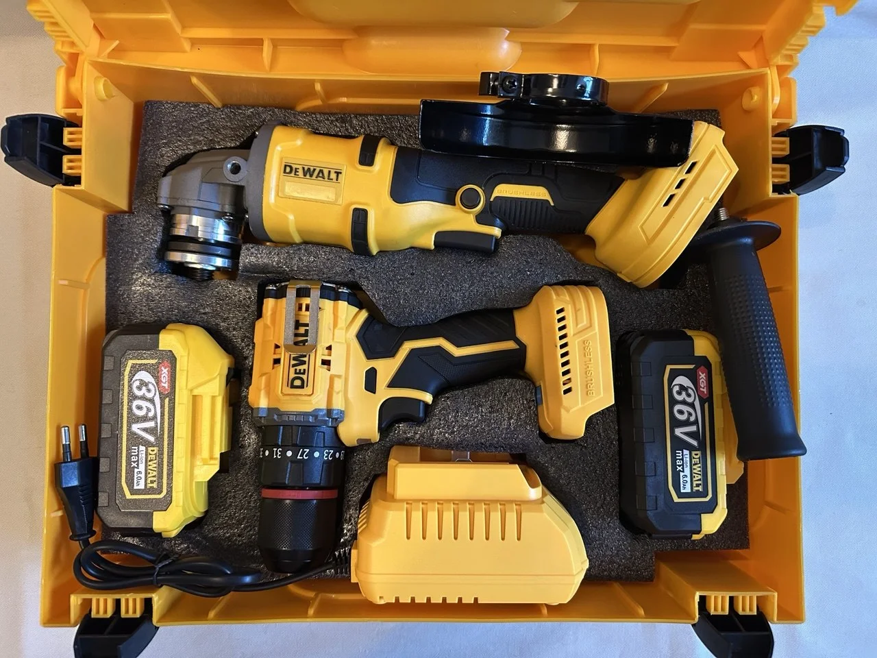 Набор электроинструмента DeWalt Шуруповёрт + УШМ - миниатюра 8