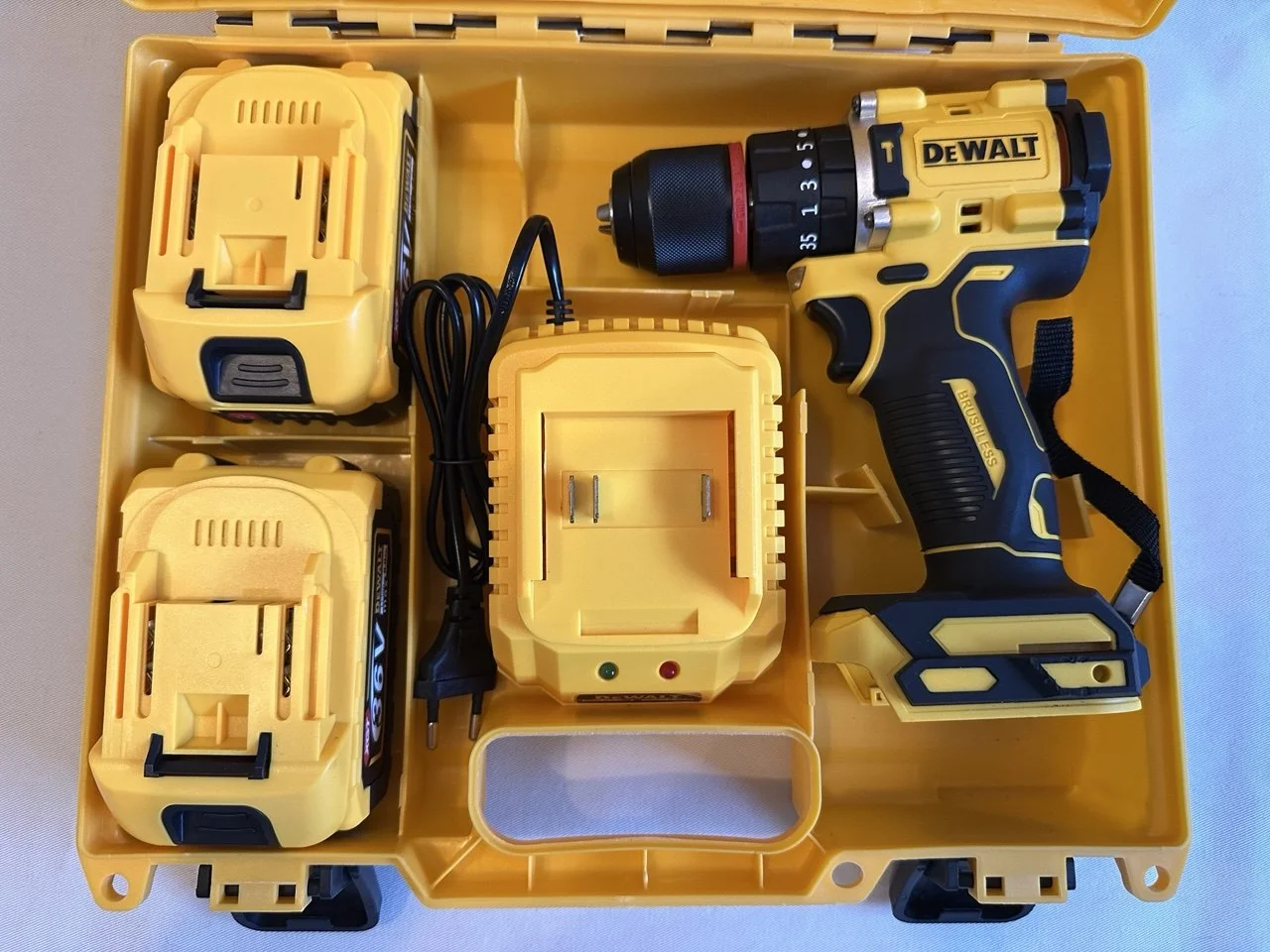 Ударный шуруповерт DeWalt 36V 2 АКБ 6Ah Новый - миниатюра 2