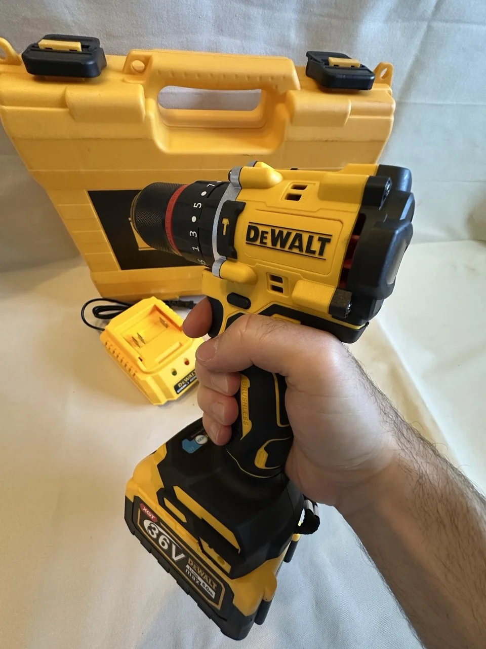 Ударный шуруповерт DeWalt 36V 2 АКБ 6Ah Новый - миниатюра 5
