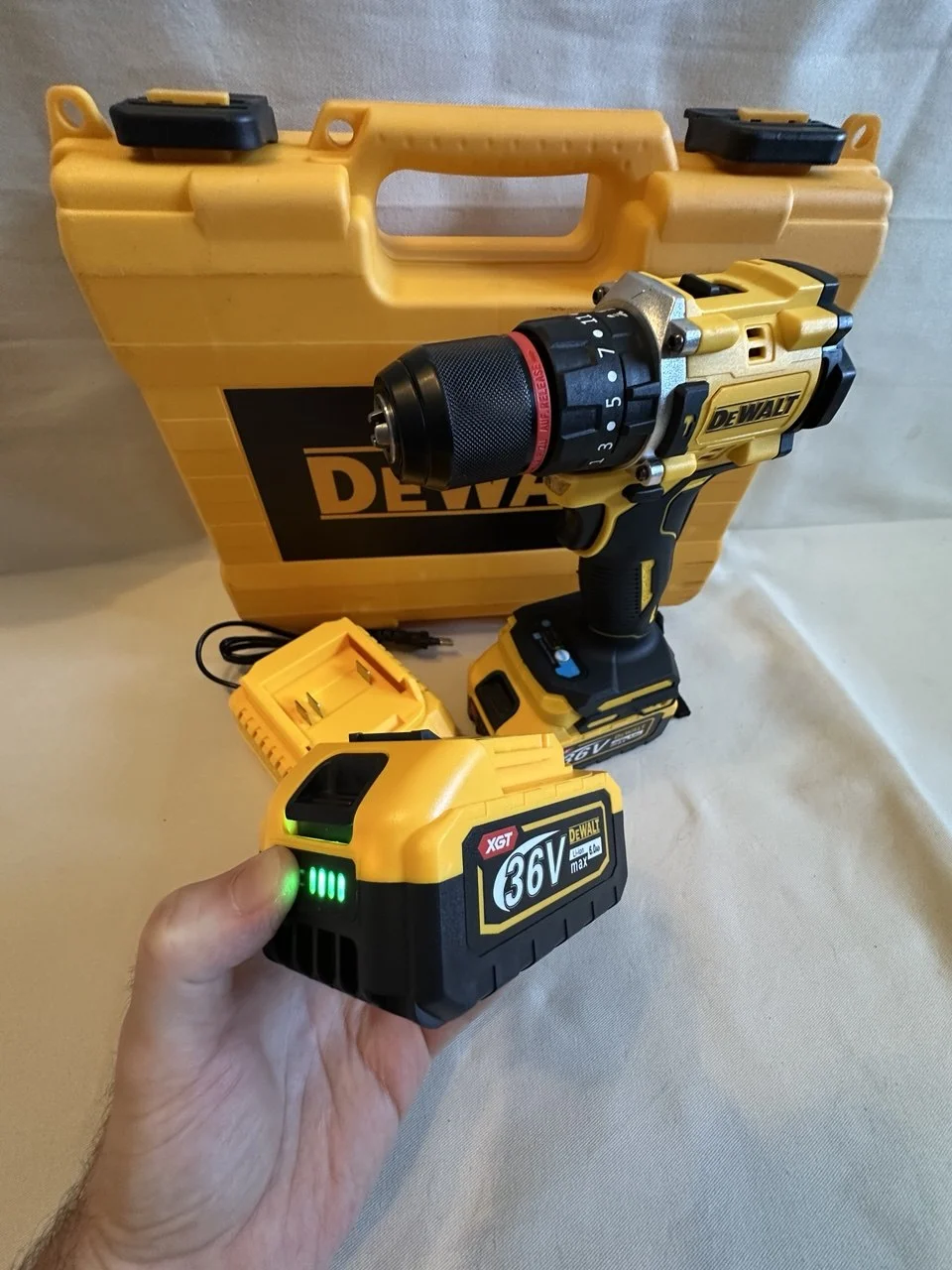 Ударный шуруповерт DeWalt 36V 2 АКБ 6Ah Новый - миниатюра 6