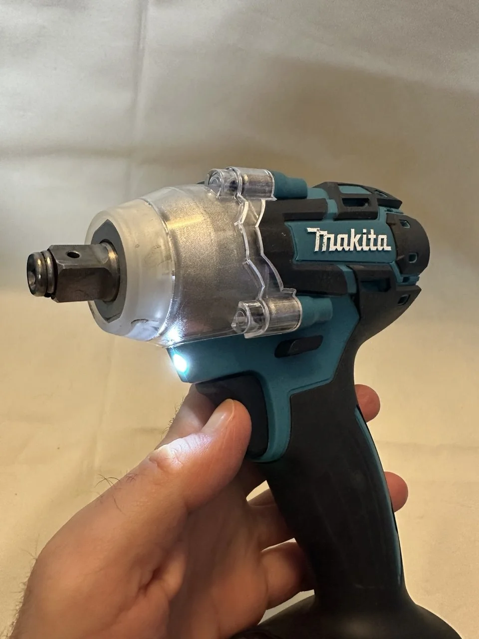 Гайковерт - шуруповерт Makita 400Нм +2 АКБ - миниатюра 3