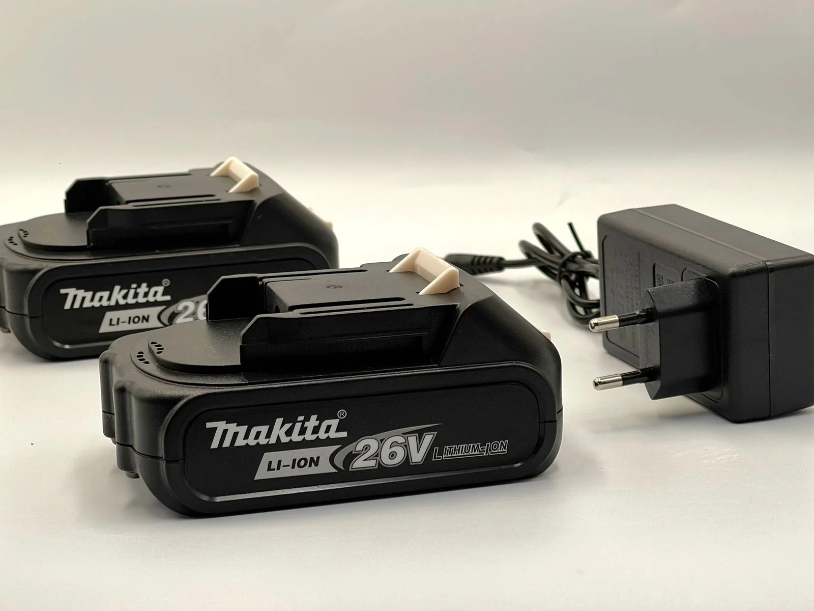 Секатор аккумуляторный Makita 26V - миниатюра 4