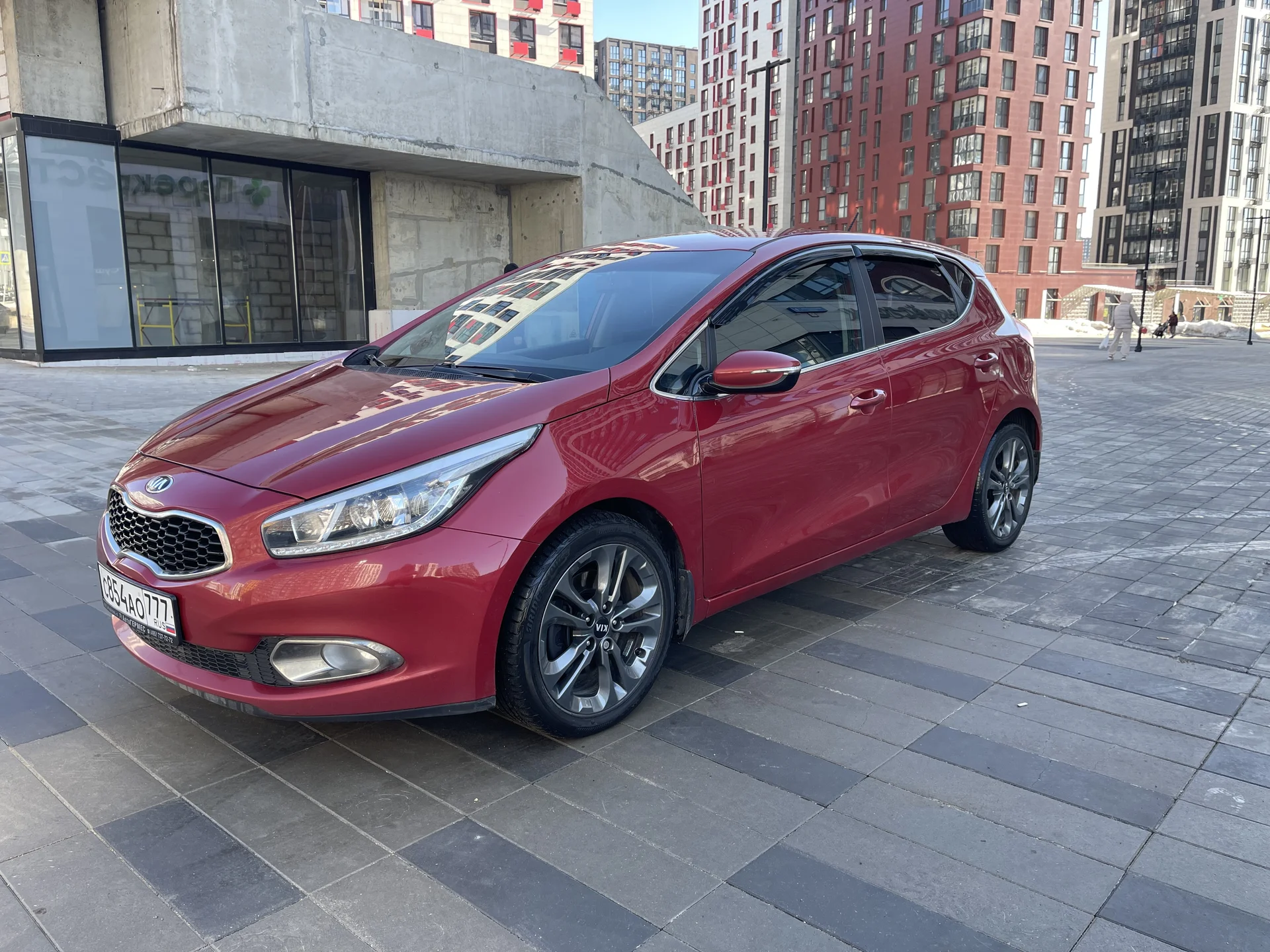 Kia Ceed 2013 - миниатюра 8