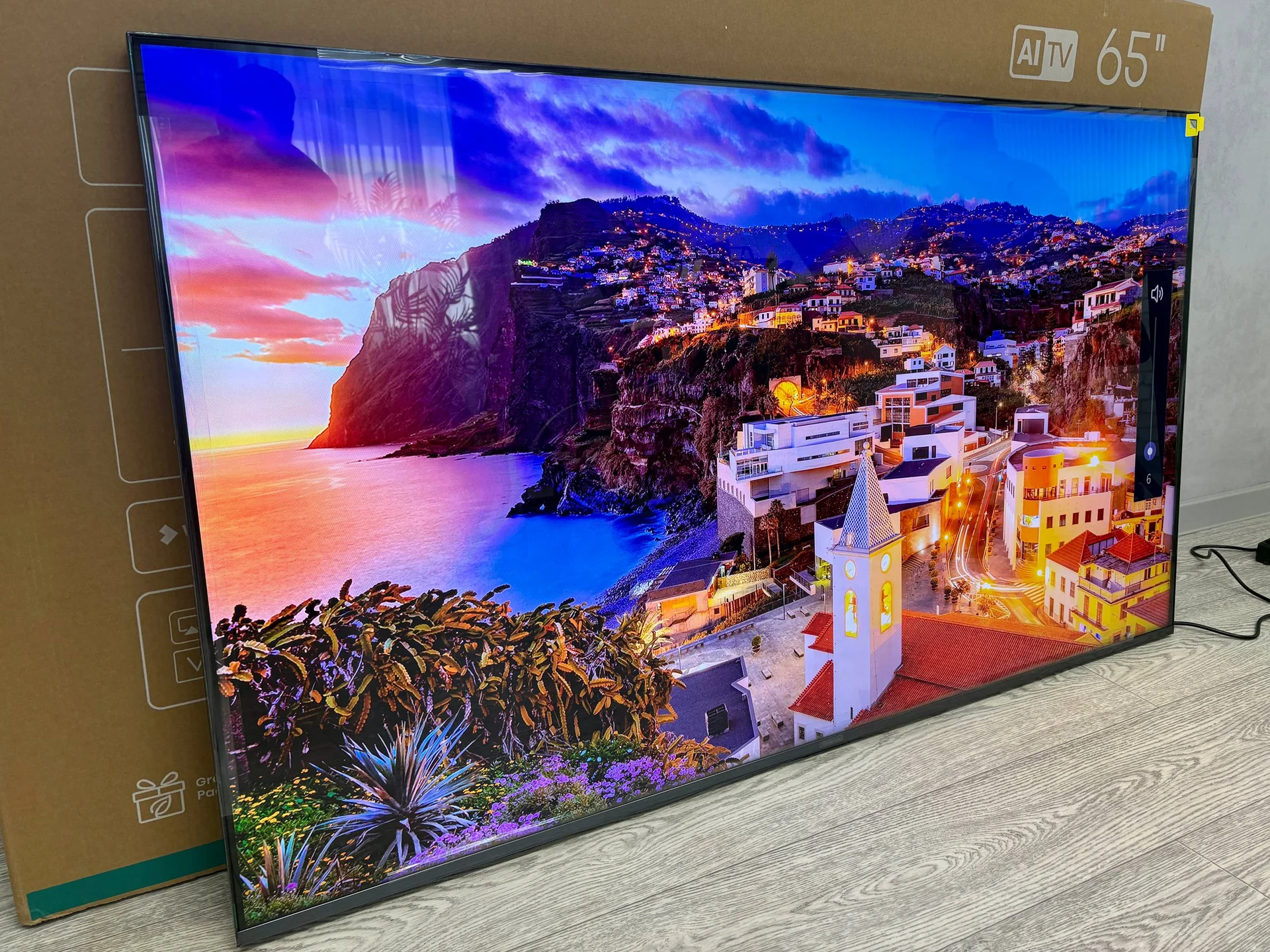 Телевизор Hisense Mini LED 65" - изображение 1