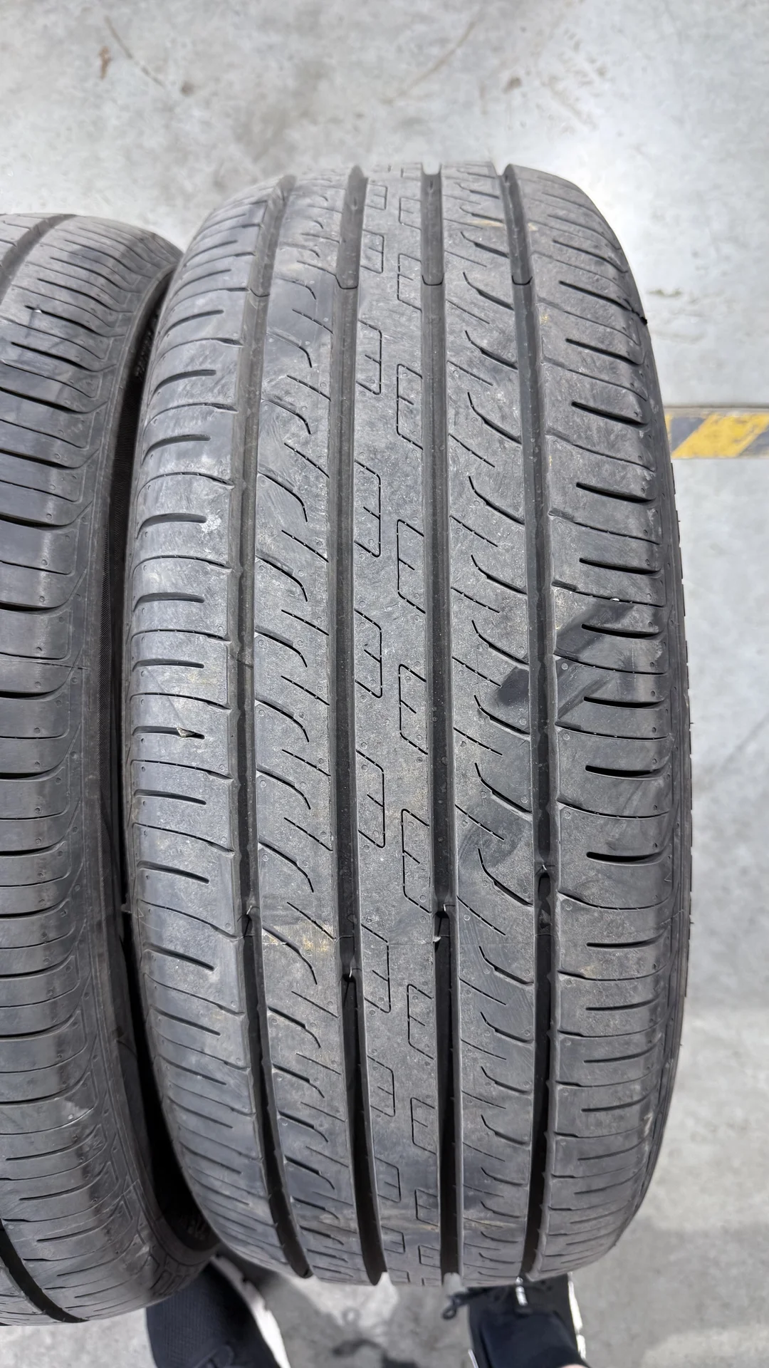 Летняя резина Giti Comfort 225 V1 245/45 R20 - миниатюра 6