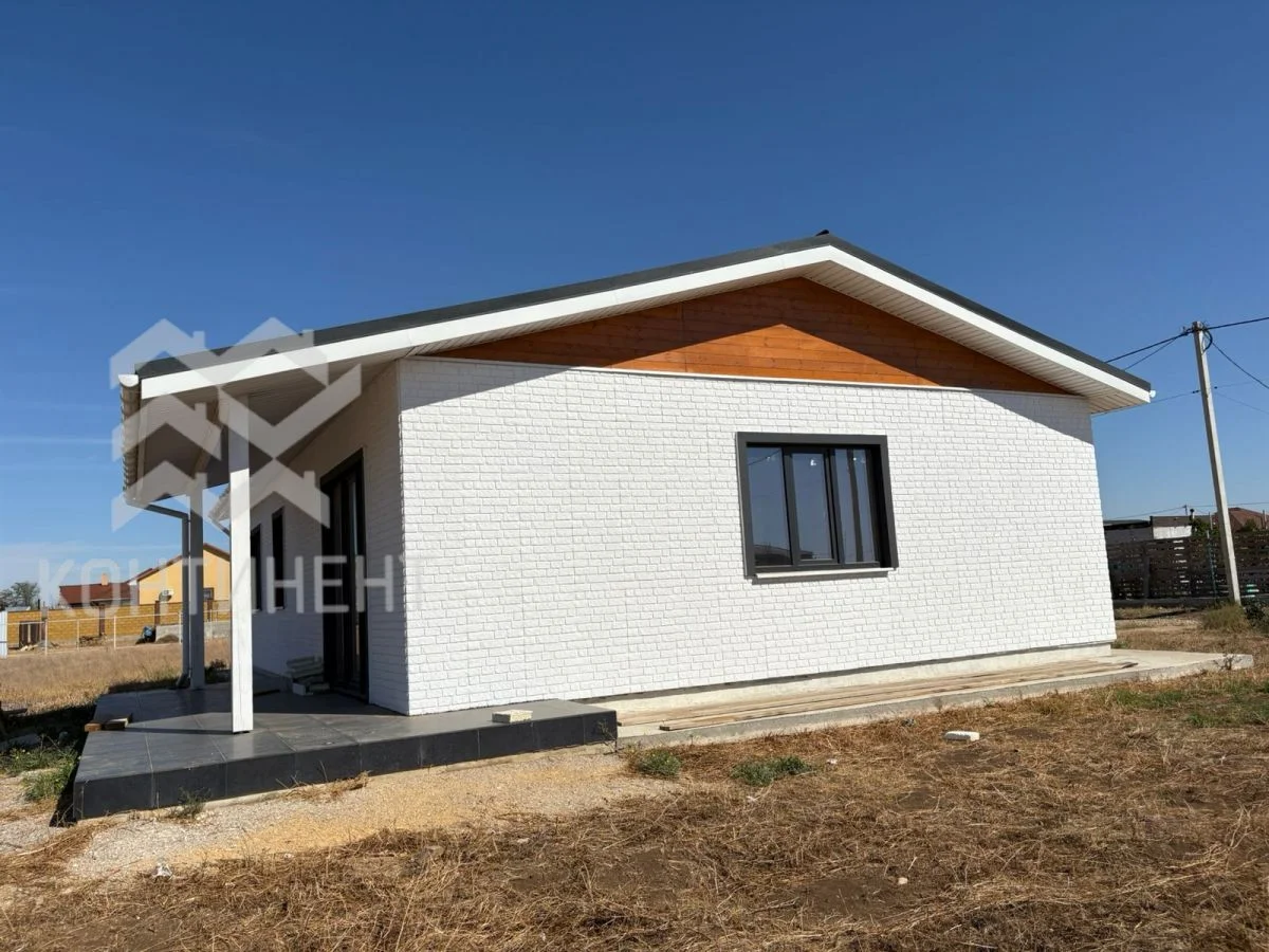 Дом 100 м² на участке 9,75 сот в Крыму (Евпатория, с. Уютное, КП Братские дачи) - миниатюра 2