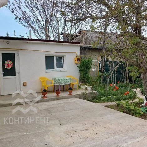 Дом 55 м² на участке 23 сот. в Крыму возле моря, с. Суворовское, г. Евпатория - миниатюра 2