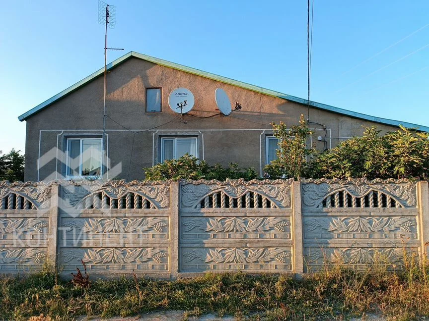 Дом в Крыму 95 м² на участке 27 сот. с. Новоульяновка, Черноморский р-н - изображение 1