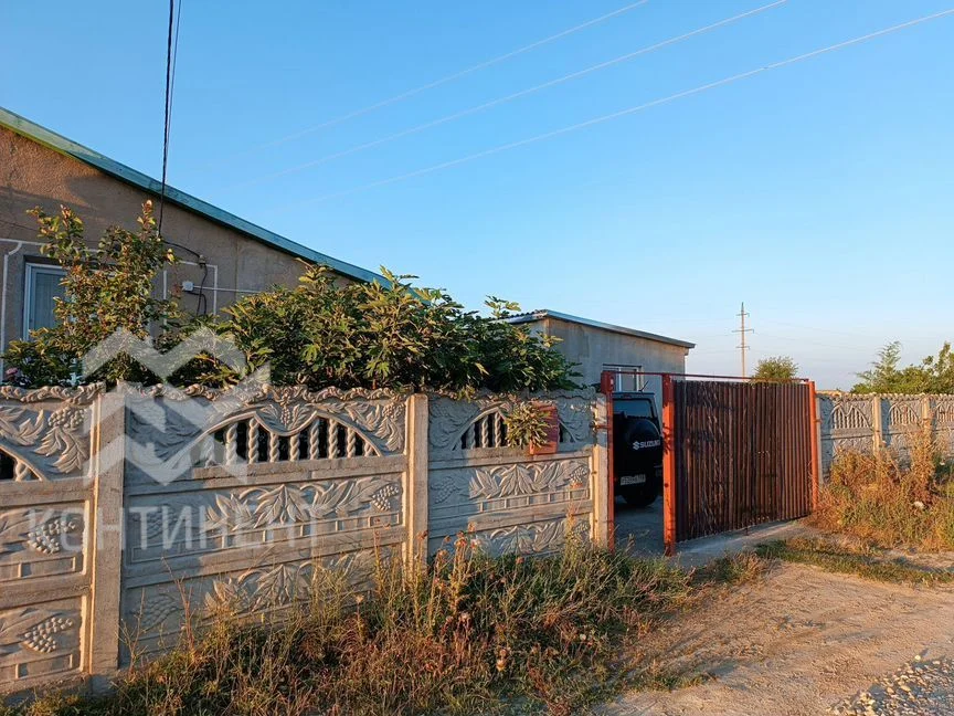 Дом в Крыму 95 м² на участке 27 сот. с. Новоульяновка, Черноморский р-н - миниатюра 9