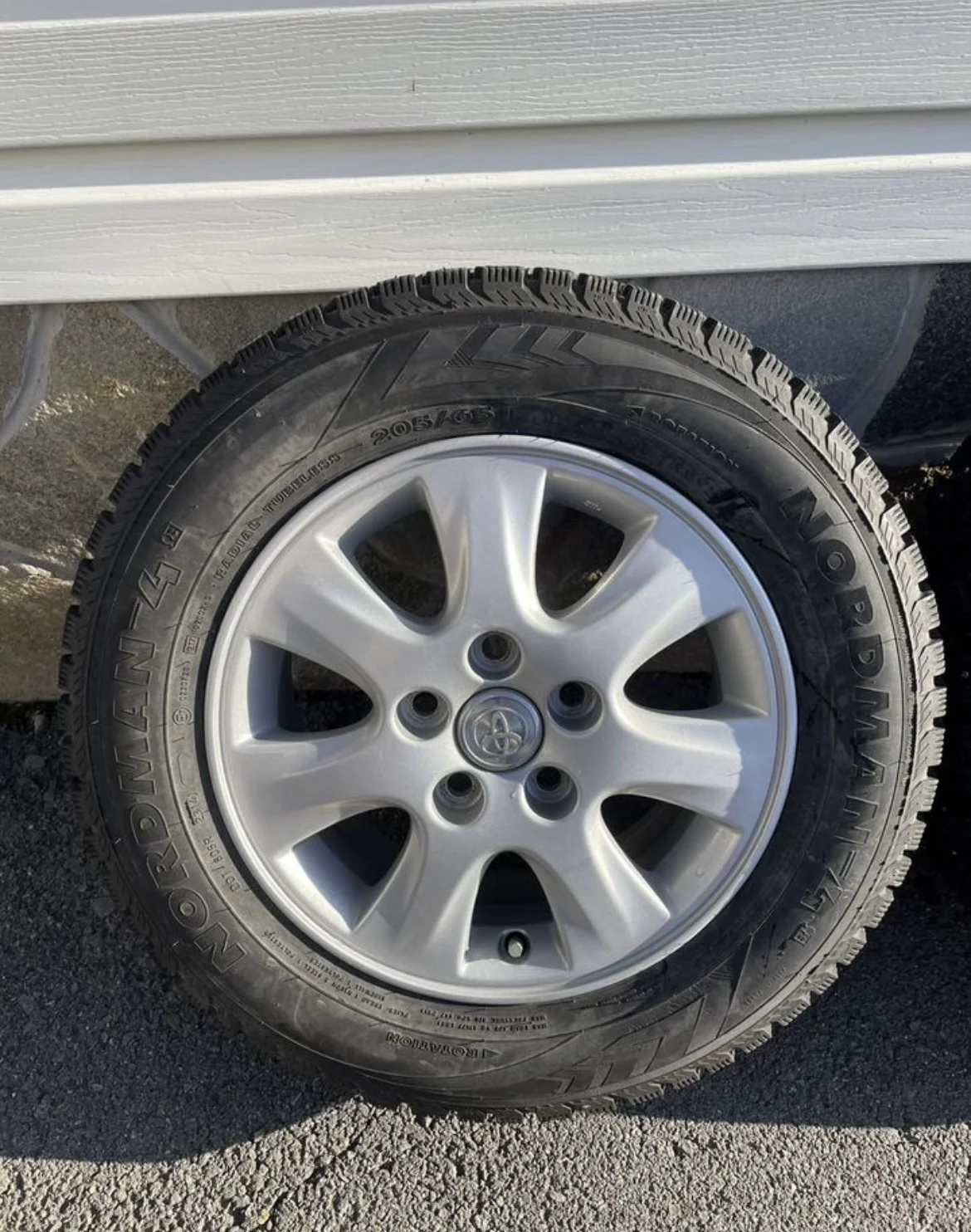 Nordman 4 205/65 R15 - изображение 1