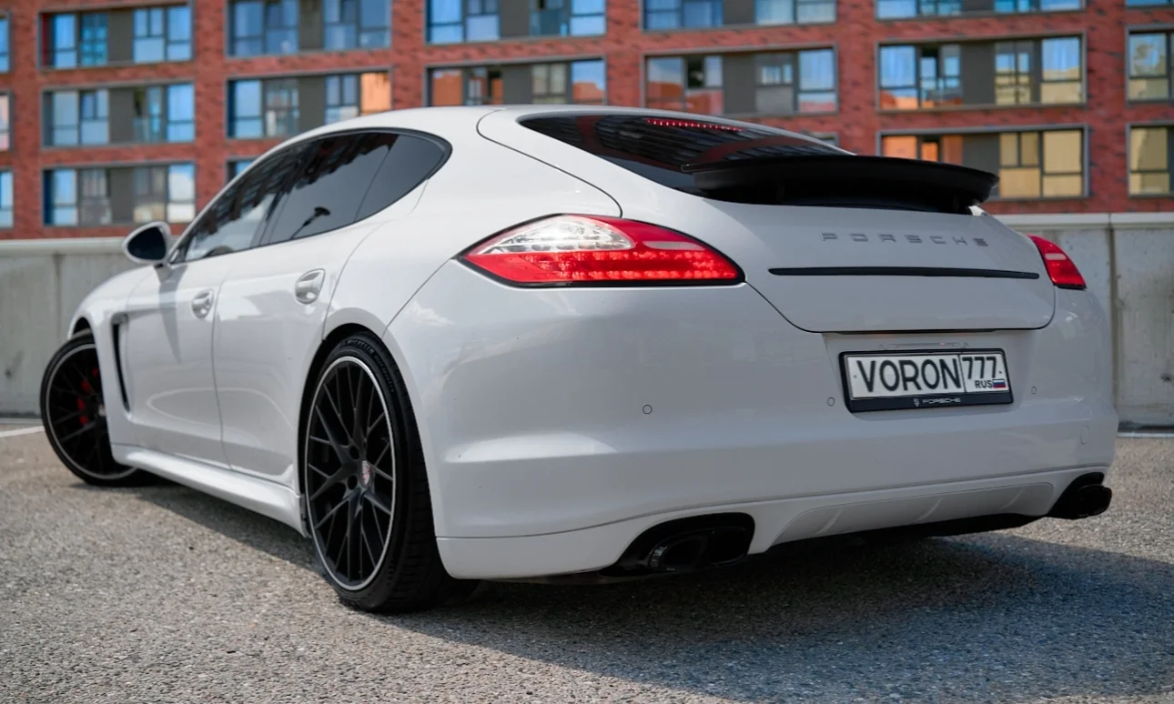 Аренда автомобиля Porsche Panamera - миниатюра 3