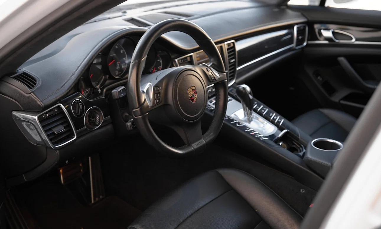 Аренда автомобиля Porsche Panamera - миниатюра 4